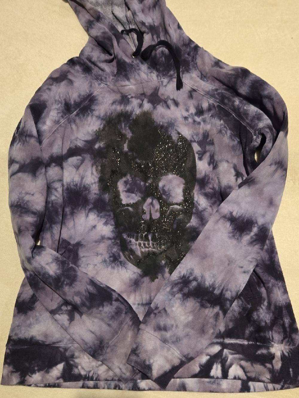 Women's Pull-over Hoodie By Hot Topic